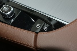2020款沃尔沃XC90