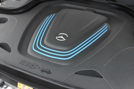 2020款奔驰EQC