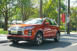 2020款三菱新劲炫