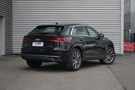 2019款奥迪Q8