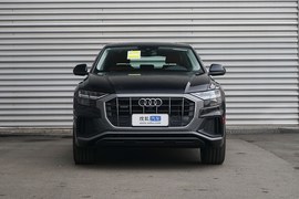 2019款奥迪Q8