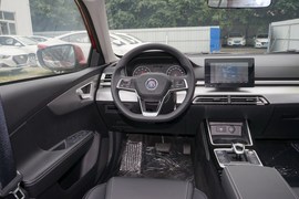 2019款比亚迪全新秦EV