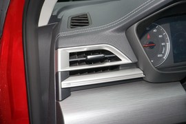 2019款比亚迪全新秦EV