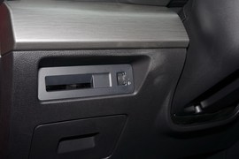 2019款比亚迪全新秦EV