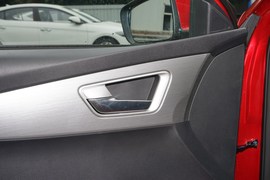 2019款比亚迪全新秦EV