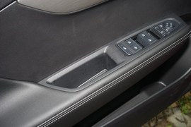 2019款比亚迪全新秦EV