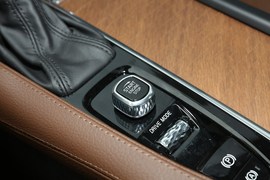 2020款沃尔沃XC90