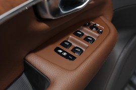 2020款沃尔沃XC90