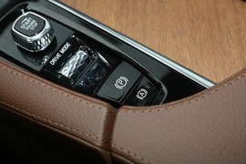 2020款沃尔沃XC90