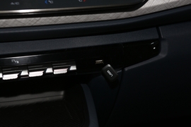 2019款新宝骏RM-5