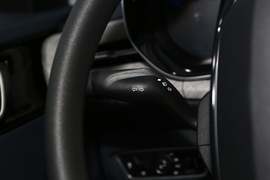 2019款新宝骏RM-5