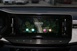 2019款新宝骏RM-5