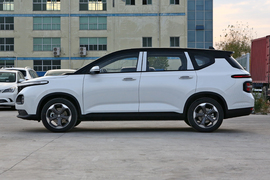 2019款新宝骏RM-5