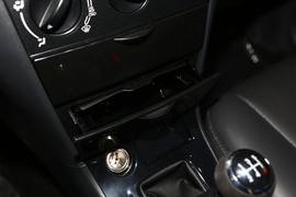 2020款比亚迪F3
