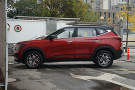 2020款起亚KX3傲跑