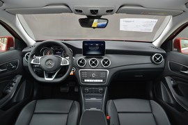 2019款奔驰GLA200