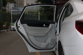 2019款东风风行景逸S50