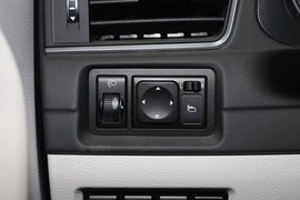 2019款东风风行景逸S50