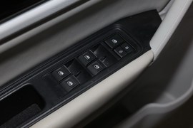 2019款东风风行景逸S50