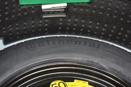 2019款路虎发现神行