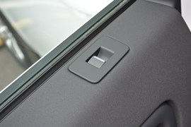 2019款路虎发现神行