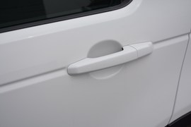 2019款路虎发现神行