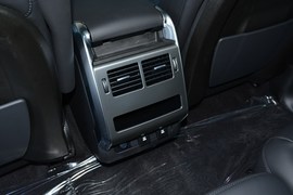 2020款路虎揽胜运动