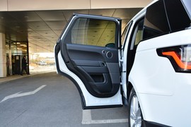 2020款路虎揽胜运动