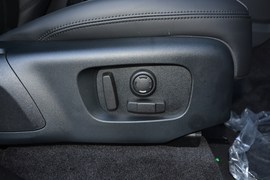 2020款路虎揽胜运动