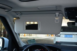 2020款路虎揽胜运动