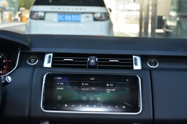 2020款路虎揽胜运动