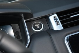 2020款路虎揽胜运动