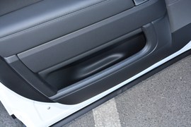 2020款路虎揽胜运动