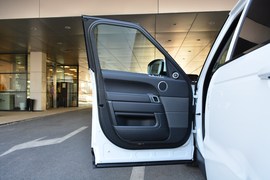 2020款路虎揽胜运动