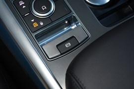 2020款路虎揽胜运动