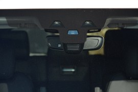 2020款路虎揽胜运动