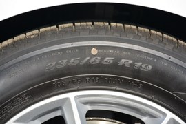 2020款路虎揽胜运动