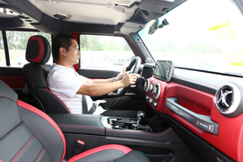 2019款北京BJ40
