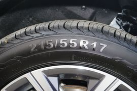 2019款比亚迪宋MAX