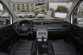 2019款五菱宏光PLUS