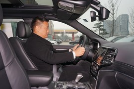 2020款Jeep大切诺基