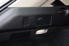 2020款雷克萨斯UX260h