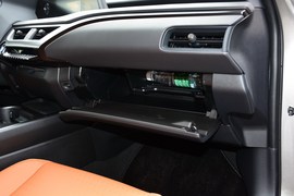 2020款雷克萨斯UX260h