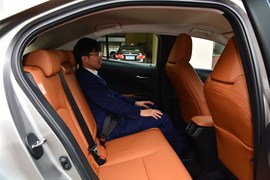 2020款雷克萨斯UX260h