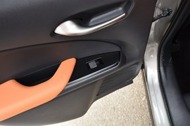 2020款雷克萨斯UX260h