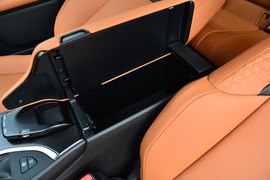 2020款雷克萨斯UX260h