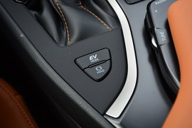 2020款雷克萨斯UX260h