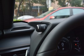 2020款雷克萨斯UX260h