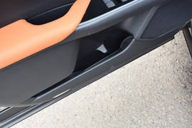 2020款雷克萨斯UX260h