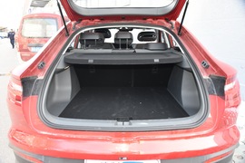 2019款新宝骏RC-6
